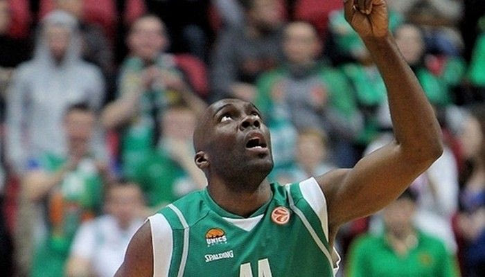 Ούνιξ – Αρμάνι Μιλάνο 59-44
