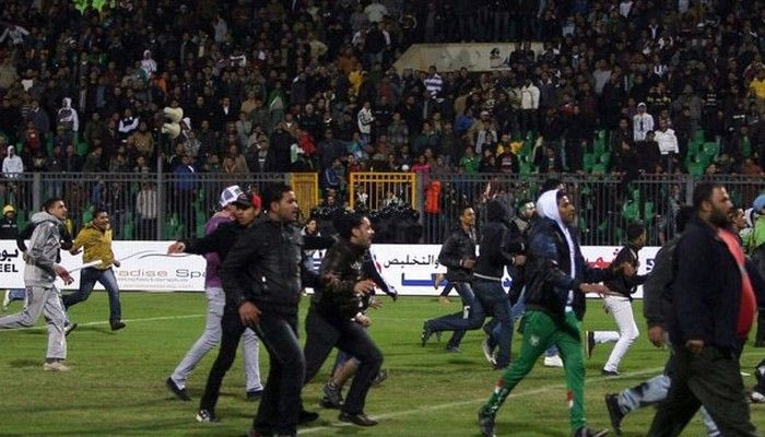 Ρεκόμπα ξεκούμπωτη