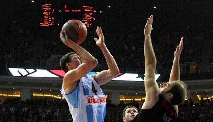 Φενέρμπαχτσε – Ούνιξ 94-87παρ.