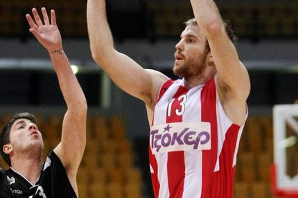 Προβληματισμός για τις ενοχλήσεις του Γκετσεβίτσιους