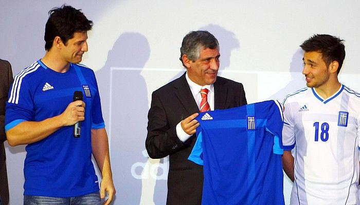 H παρουσίαση της φανέλας για το EURO 2012