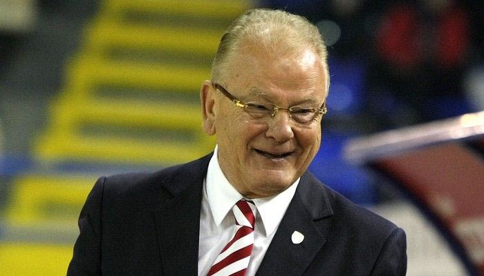 Ίβκοβιτς: “Ξυπνήσαμε”. Πεδουλάκης: “Ταχύρρυθμα μαθήματα στους νέους”