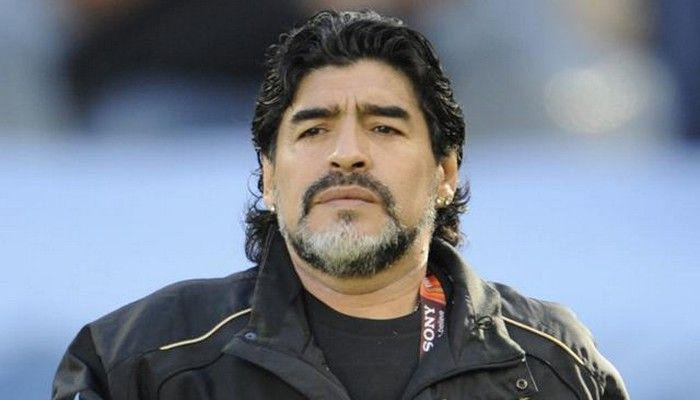 Μαραντόνα: ”Θέλω Νάπολι, αλλά…”