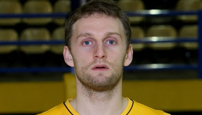 Εφυγε και ο Μότσνικ