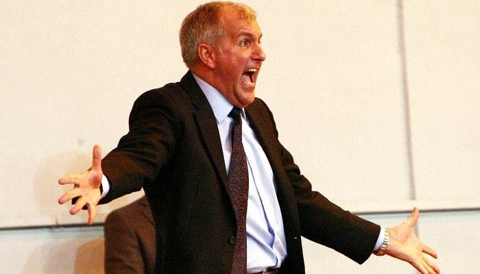 Ομπράντοβιτς: “Η καλή εμφάνιση φαίνεται στις ασίστ”. Φλεβαράκης: “Ευκαιρία για μας τέτοια παιχνίδια”