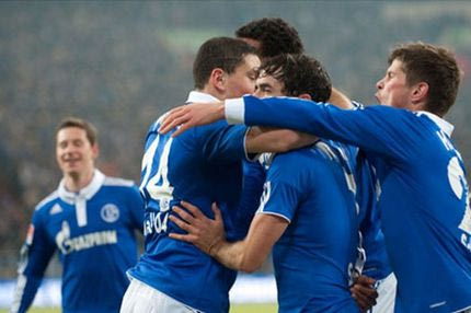 22η αγ.: “Τεσσάρα” της Σάλκε στην Βόλφσμπουργκ