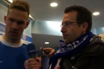 Εκνευρισμός παίκτη με ερώτηση ρεπόρτερ