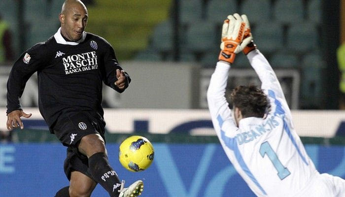 Μικρό προβάδισμα για Σιένα