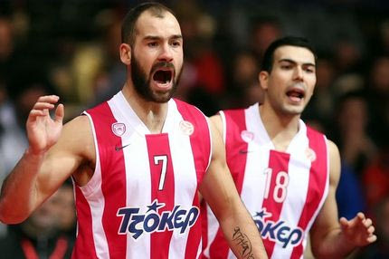 Ολυμπιακός-Εφές 83-65