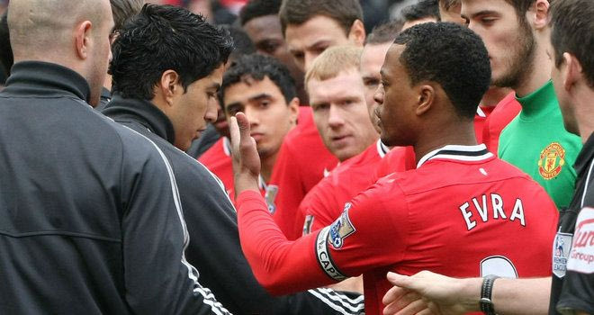 Ζήτησε συγνώμη ο Σουάρες, την αποδέχθηκε η Γιουνάιτεντ