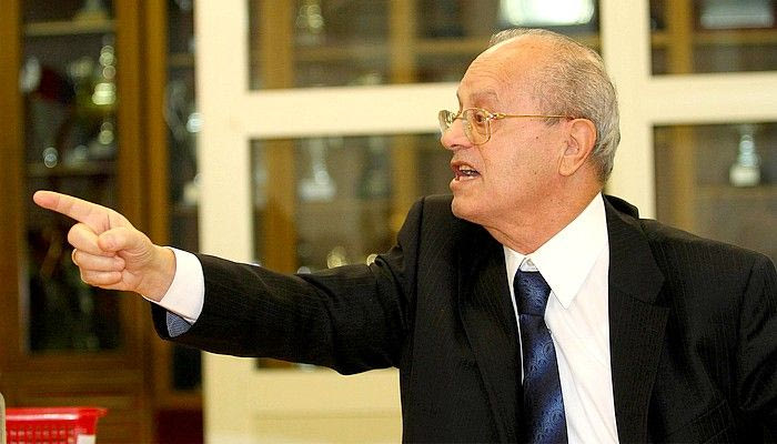 Η απουσία των Αγγελόπουλων έφερε οργή στον Θανάση