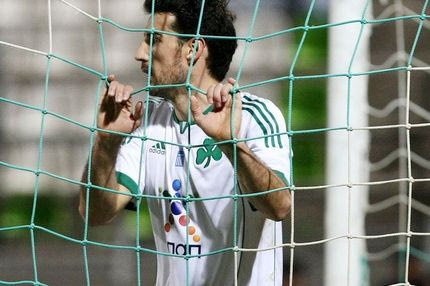 Κρατά την τύχη στα χέρια του