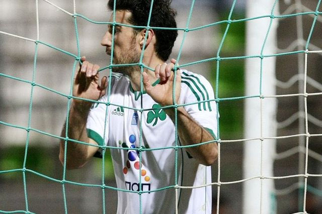 Κρατά την τύχη στα χέρια του