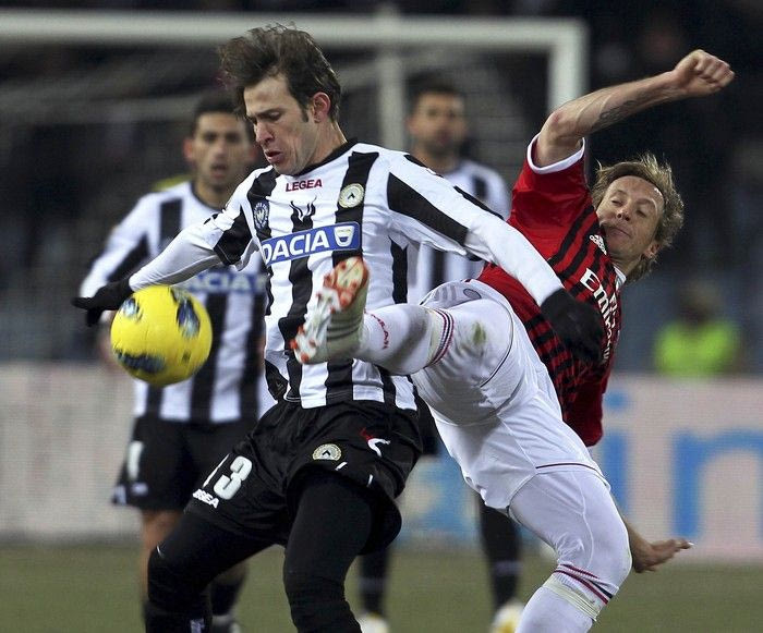 Το 3-5-1-1 με Μπατόκιο και Φλόρες