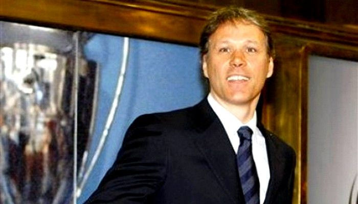 Φαν Μπάστεν από το καλοκαίρι