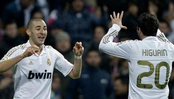 Ο Μπενζεμά κερδίζει τον Ιγκουαΐν