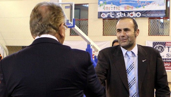 Ίβκοβιτς: “Δεν επιτρέπεται”. Καλαφατάκης: “Παιχνίδι – πυξίδα”