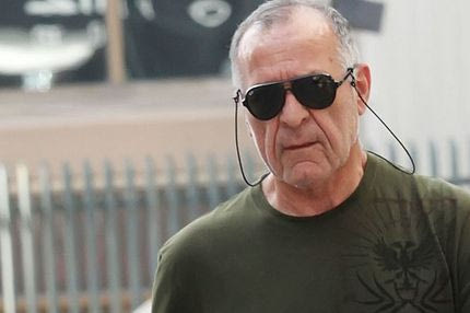 “Δώστε μας τις μετοχές”