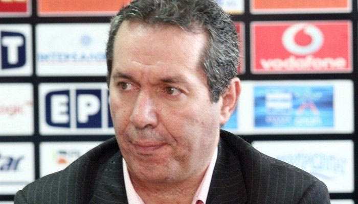 Κόντης: “Ο Σκόρδας νομίζει πως είναι σούπερμαν”