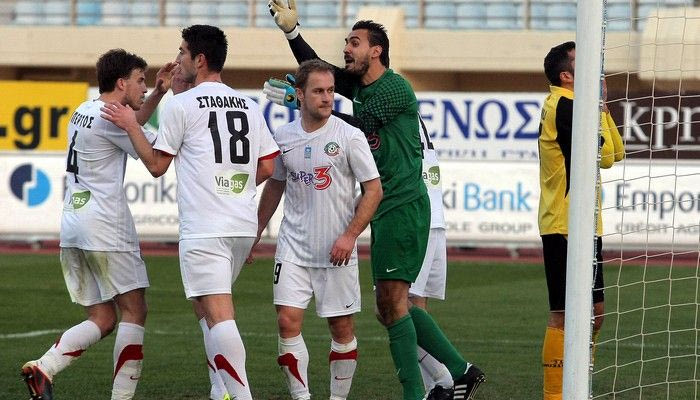 Πλάνα χωρίς τρεις ενόψει Κέρκυρας