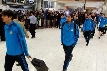 Πανζουρλισμός στη Λάρνακα κατά την άφιξη της Ρεάλ