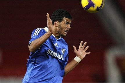 Πλήρωσε τη βλακεία του ο Μέλις