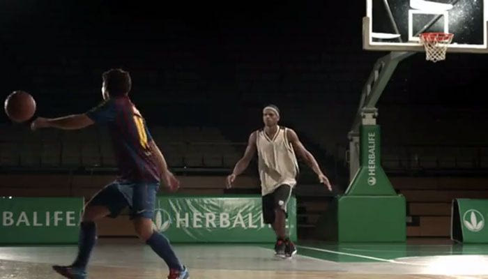 Παικταράς και στο μπάσκετ ο Μέσι