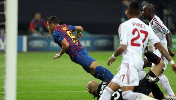 Στέκονται στο πέναλτι