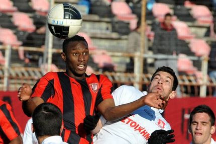 Σε απολογία Παναχαϊκή, Πανσερραϊκός και Θεοδωρίδης