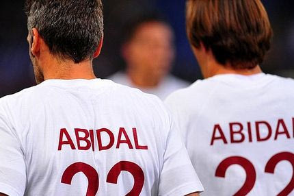 “Είμαστε μαζί σου Αμπιντάλ”