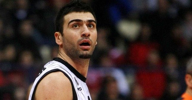 Βασιλειάδης: “Σημασία έχει να κερδίζει η ομάδα…”