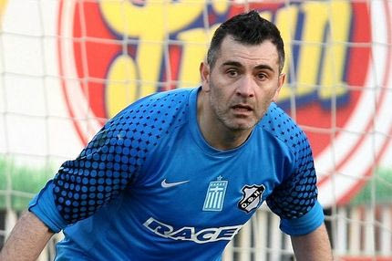 Υποτροπή ο Βεζυρίδης, εκτός και ο Μπούρμπος