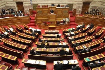 “Παγώστε τα χρέη της ΑΕΚ”
