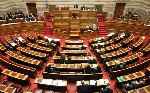 “Παγώστε τα χρέη της ΑΕΚ”