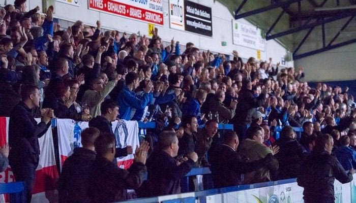 Οι φίλαθλοι της Τσέστερ τραγουδούν το “Οne Step Beyond” (VIDEO)