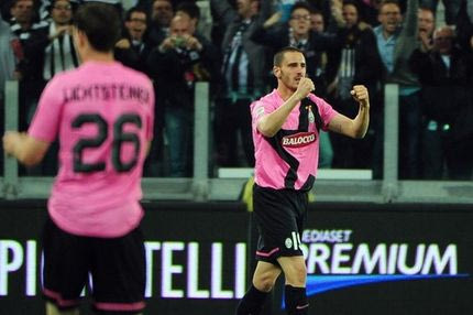 30ή αγ.: Περίπατος της Γιούβε στο ντέρμπι