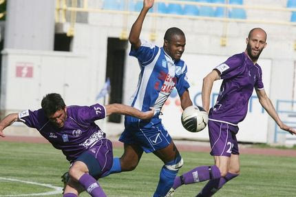 Ανεβαίνει η Καλλιθέα, 2-1 τον Ηρακλή Ψαχνών