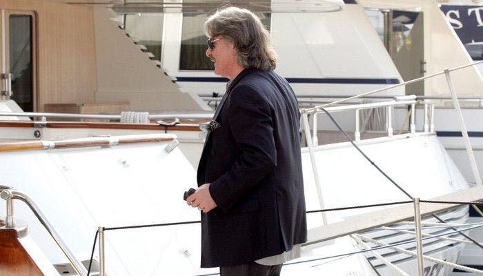 Στην επίθεση ο Καμπάνης για την εμφάνιση Ιβάν