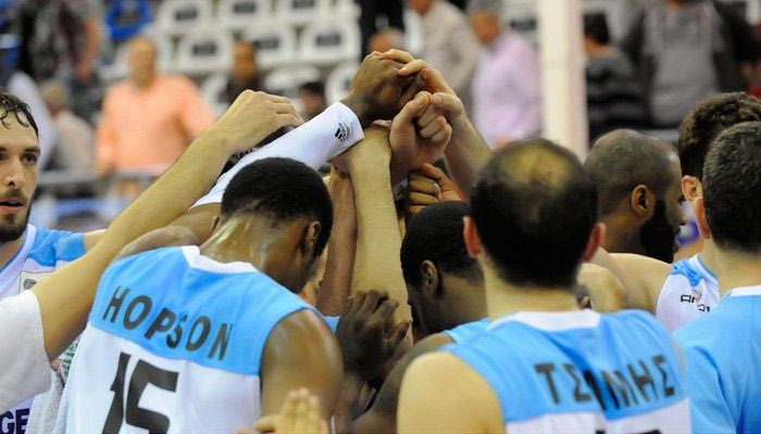 “Γεμίστε ασφυκτικά το γήπεδο”