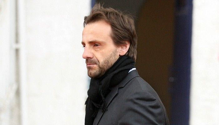 Διαφορά φιλοσοφίας και αδειοδότηση