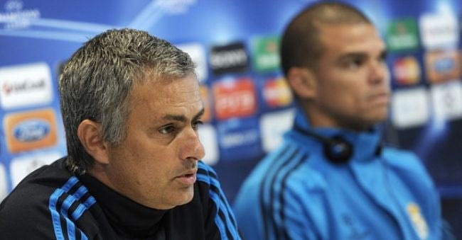 Τα συγχαρητήρια του Μουρίνιο στον ΑΠΟΕΛ και το ζευγάρι του τελικού
