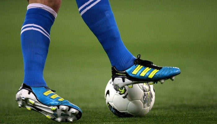 Αλλάζει μπάλα η Super League