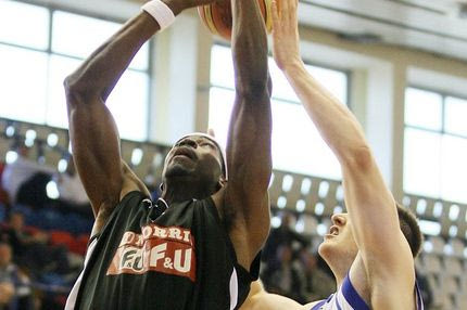 Εκτός ο Πέτγουει