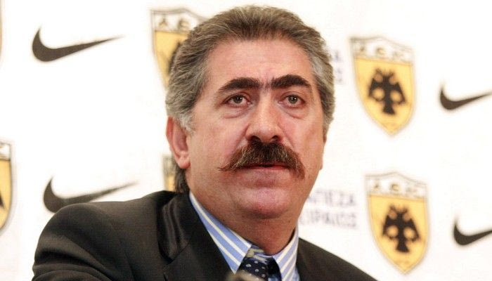 Στο σκαμνί ο Μάκης, ελπίζει η ΑΕΚ