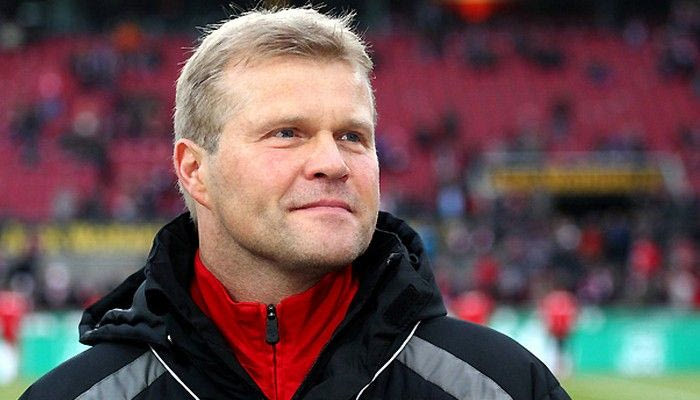 Σέφερ αντί Σολμπάκεν για την παραμονή