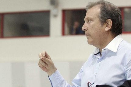 Παύση στην ψηφοφορία που αρχίζει και πάλι από Δευτέρα