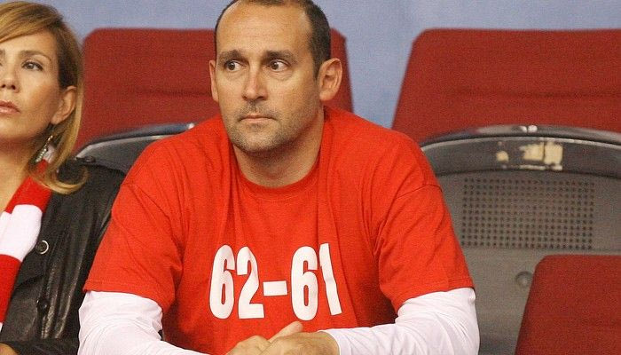 Το νέο t-shirt του Αγγελόπουλου