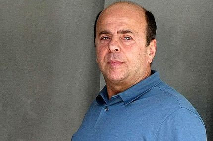 Οι μετοχές στα χέρια του Αλαφούζου