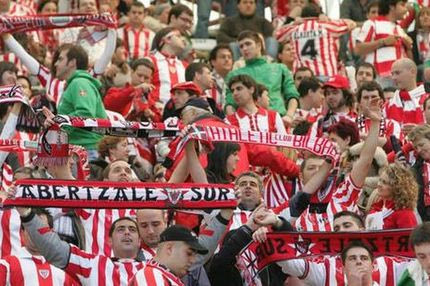 Λαϊκό… προσκύνημα στην προπόνηση της Μπιλμπάο