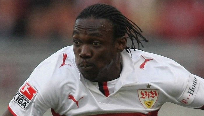 Ανανέωσε ο Μποκά